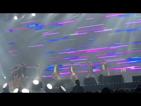 160917 Hands on Me - Wanna One @WANNAONE 1st Meeting in BKK