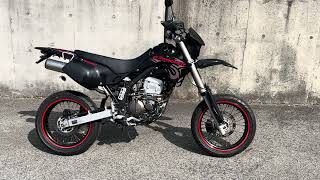 カワサキ　Dトラッカー　キャブレター　後期モデル　２００５年M2型