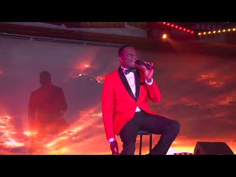 Bizzi Dixon Showcase performance.