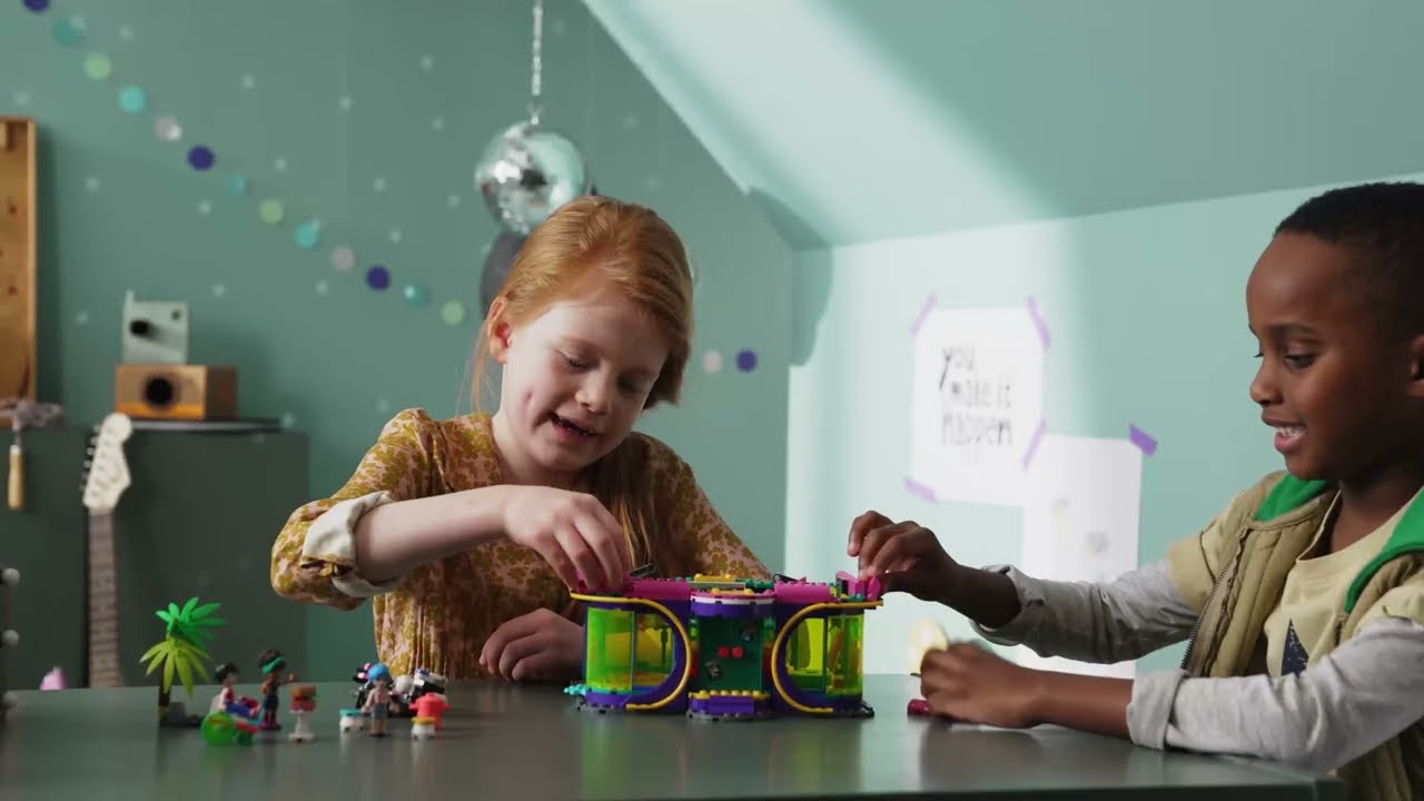 LEGO Friends - Diskotéka na kolieskových korčuliach