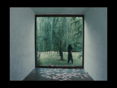 BERSERAK (MUSIC VIDEO)