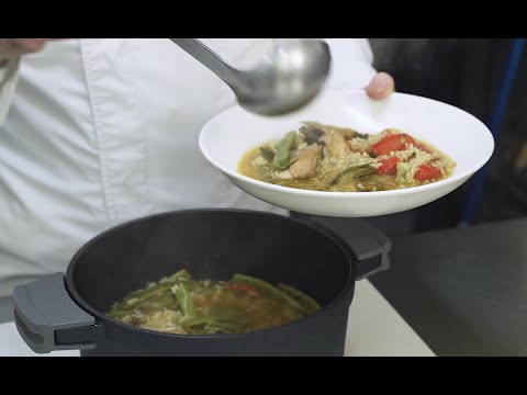 Arroz con pollo y verduras, dieta mediterránea pura. Receta de la abuela. ¡¡Hay que cuidarse!!