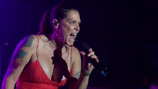 Beth Hart - Caught out in the Rain