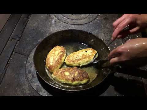 Samogitian pancakes recipe from old cookbook. Cat supervisor