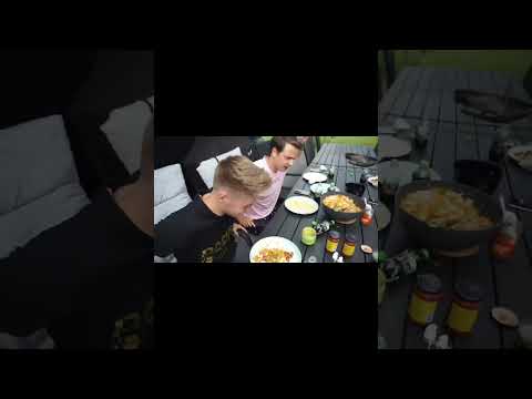 GUTTERNE PRØVER TIKTOK TRENDS - @tobiasmller9746