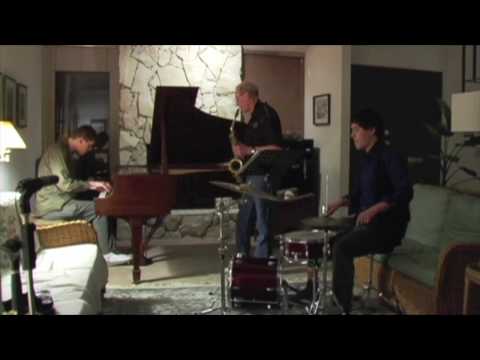 Joy Spring (Clifford Brown) - Alto sax, Piano, and drums jazz trio