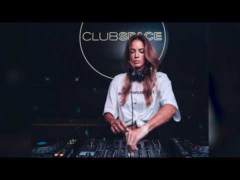 Chelina Manuhutu Live at Space Miami 22-01-2022