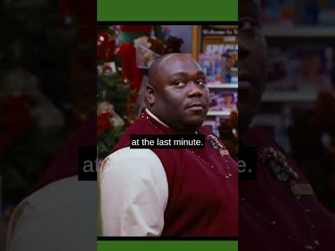 A sneaky detail in Elf YOU missed! #shorts