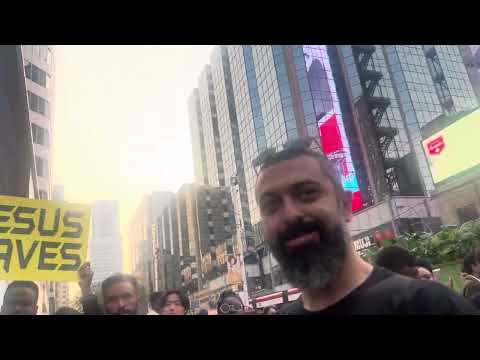 Muslim Goliath threatens David Lynn then runs like a coward