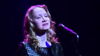 Joan Osborne-Brokedown Palace 3-22-13 Newton Theatre, NJ