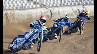 Kapitan Madsen stoi murem za Lindgrenem. „Można się tylko z tego śmiać”