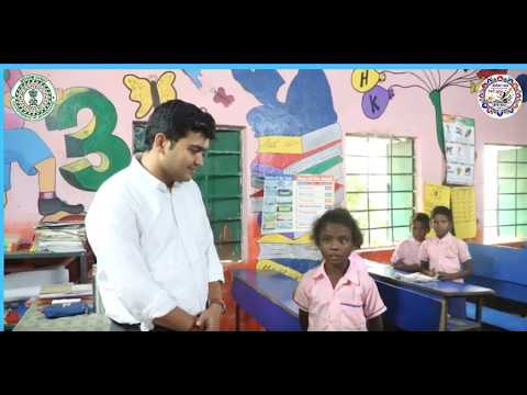 Deputy Commissioner Shri Manish Kumar directly engaged with the children at Primary School Chhota Nimdih.