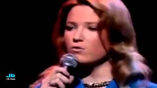 Tanya Tucker - Blood Red and Going Down