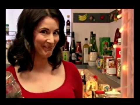 Nigella Lawson: Chocolate Peanut Butter Fudge Sundae: Express