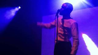 Frank Ocean Performs "Disillusioned" live @ El Rey
