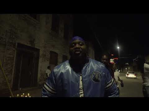 Young Zeek Feat. Feezy Fee - Black Henny