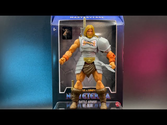 Vídeo relacionado con Masters of the Universe Eternia He-Man con armadura de batalla Figura de acción articulada con accesorios, juguete +4 años (Mattel HDR45)