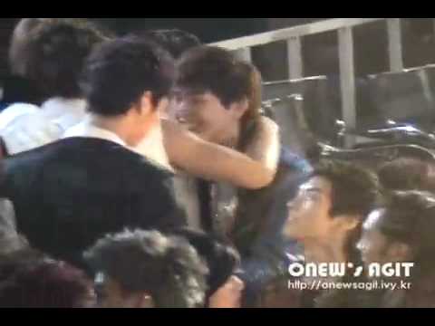 [FANCAM] 081115 SHINee Onew & DBSK @ MKMF