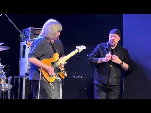 Mike Stern Band w/ Dennis Chambers, Jimmy Haslip, Leni Stern & Bob Franceschini at “Porgy & Bess”