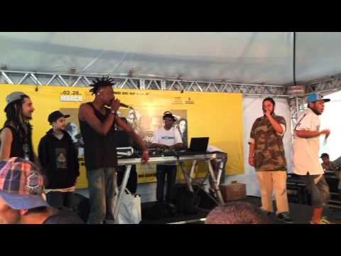 Banca da calçada / Conspira - Universo Paralelo