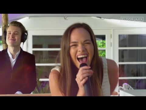 FloorJaxx - DJ, sax & vocals (Natascha)