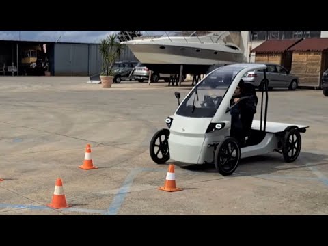 SNAP cargo bike preview, pedal assisted ultra light vehicle: last mile delivery and urban mobility.