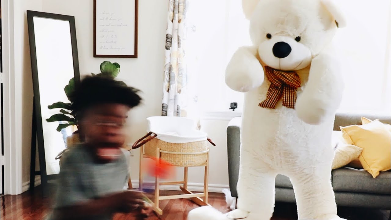 GIANT TEDDY BEAR BREAK *HILARIOUS*