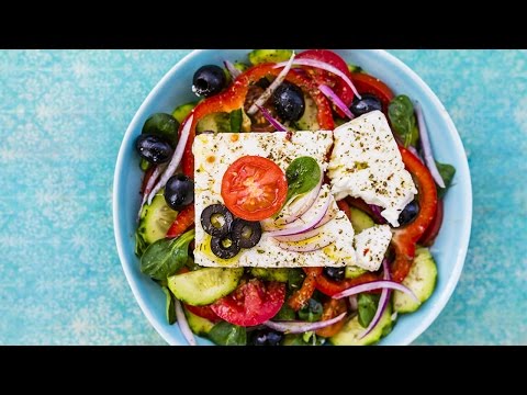 How To Make Traditional Greek Salad