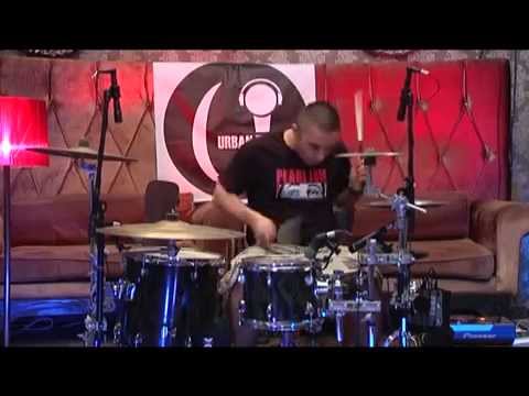 VLN ON DRUMS part2 - Urban FM Unplugged Against Discrimination vol.2