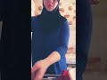 Jilbab Tante Menyiapkan Hidangan Buka Puasa