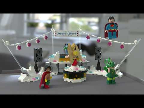 Vidéo LEGO The Batman Movie 70919 : L'anniversaire de la Ligue des Justiciers