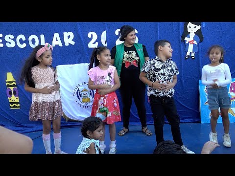 Managua: estudiantes del colegio 14 de Septiembre reciben bono presidencial