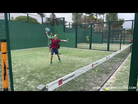 Julien en stage de Padel à Barcelone