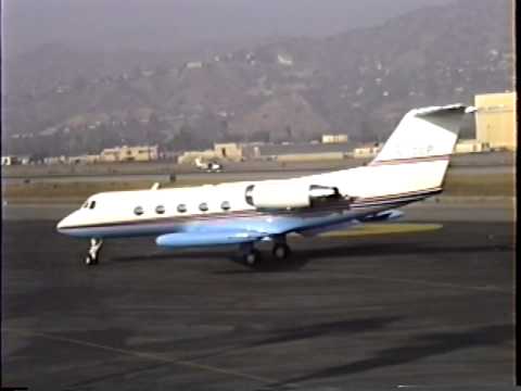 Rare Gulfstream II-TT (Tip Tanks) Departing BUR