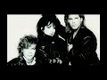 Device - who's on the line subtítulos