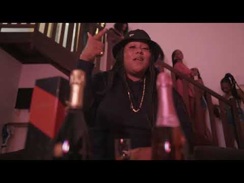 MELIA - RICH ( clip officiel )