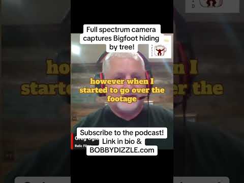 Full spectrum camera captures bigfoot hiding by tree #bigfoot #sasquatch #crytpid #paranormal