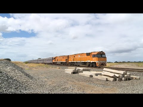 JBRE 2TA8 Great Southern Luxury Passenger Train NR31 NR30 (14/2/2024) - PoathTV Australian Railways