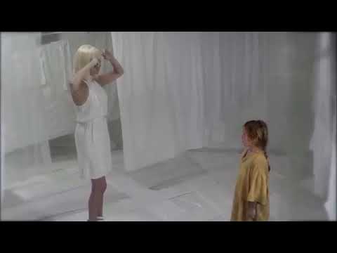 Z Berg "Teenage Dream" (Official Music Video)