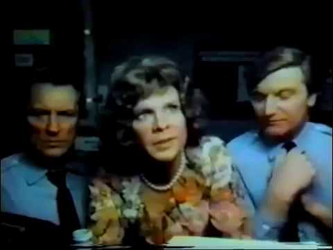 Gillette Trac II ad with Dolph Sweet and Larry Bryggman (1973)