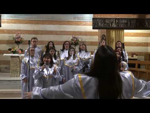 The Dove's Gospel Choir in concert - Chi e' quel bimbo