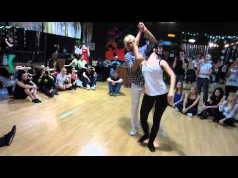 2013 12 14 - Brazuka 3 years - workshops - 4 - Kamacho & Oksana