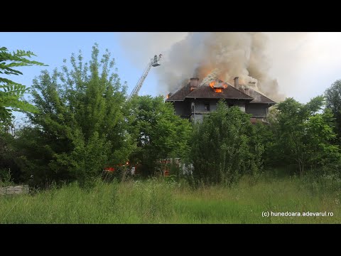 Soarta tristă a unui monument emblematic din Hunedoara
