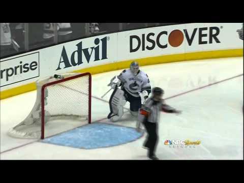 Dustin Brown penalty shot. Vancouver Canucks vs LA Kings 4/18/12 NHL Hockey