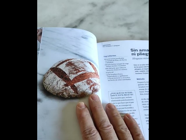 Vídeo relacionado con Pan paso a paso: Un curso de pan para aprender de forma fácil todas las técnicas, recetas y trucos (Cocina de autor)