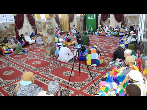 Sufi chanting and praise - Karkariya Zawiya - Morocco