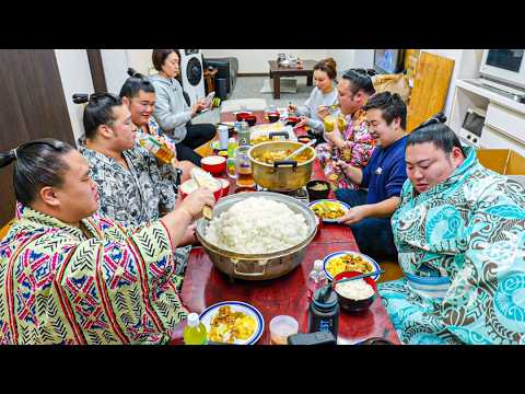 Heavyweight Sumo Lunch💪 50-Egg Salad🍳 & Twice-Cooked Pork to Refuel the Wrestlers🍖
