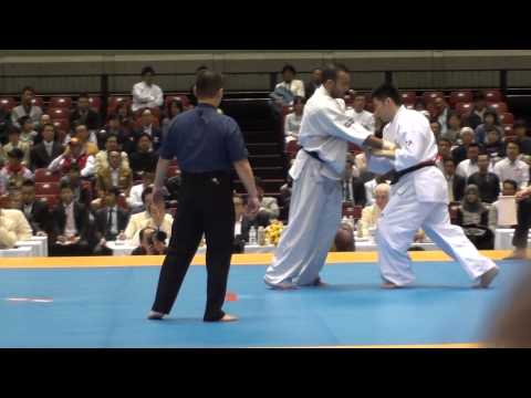 Djema Belkhodja (France) Vs Muraoka Yoshikazu (Japan)   5th World weight category kyokushin