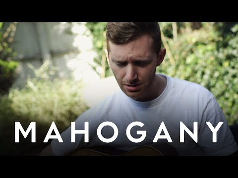 Fractures - It's Alright | Mahogany Session