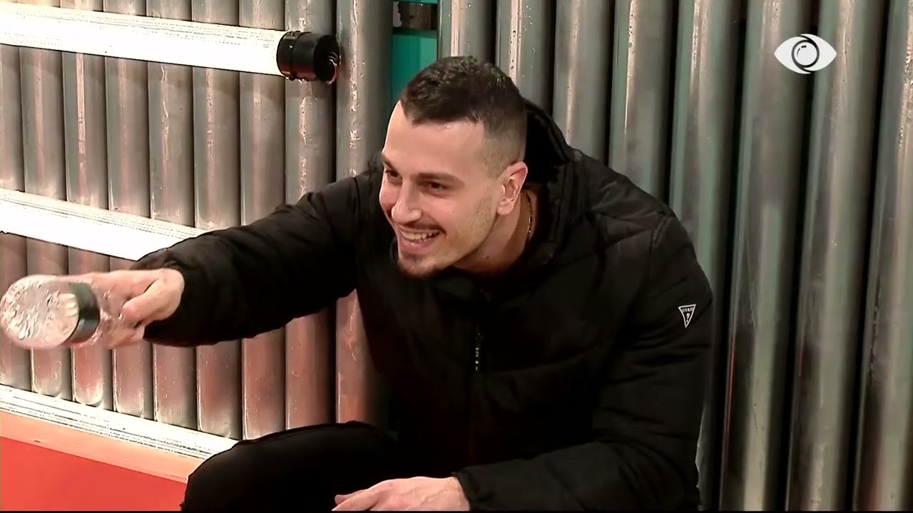 “O dallaverexhi”/ Mateo flet me Kristin për cigaret e Mirit